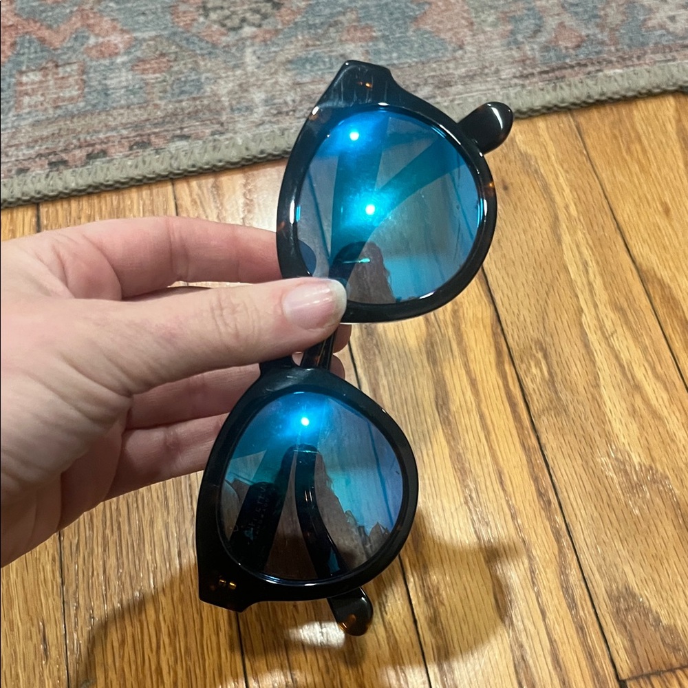 Diff Eyewear Round Tortoiseshell And Blue Reflect… - image 4